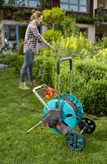Aquaroll M Easy SET slangenwagen Gardena.
