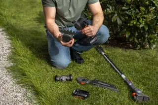 HUSQVARNA ASPIRE™ S20P4A MET ACCU EN LADER