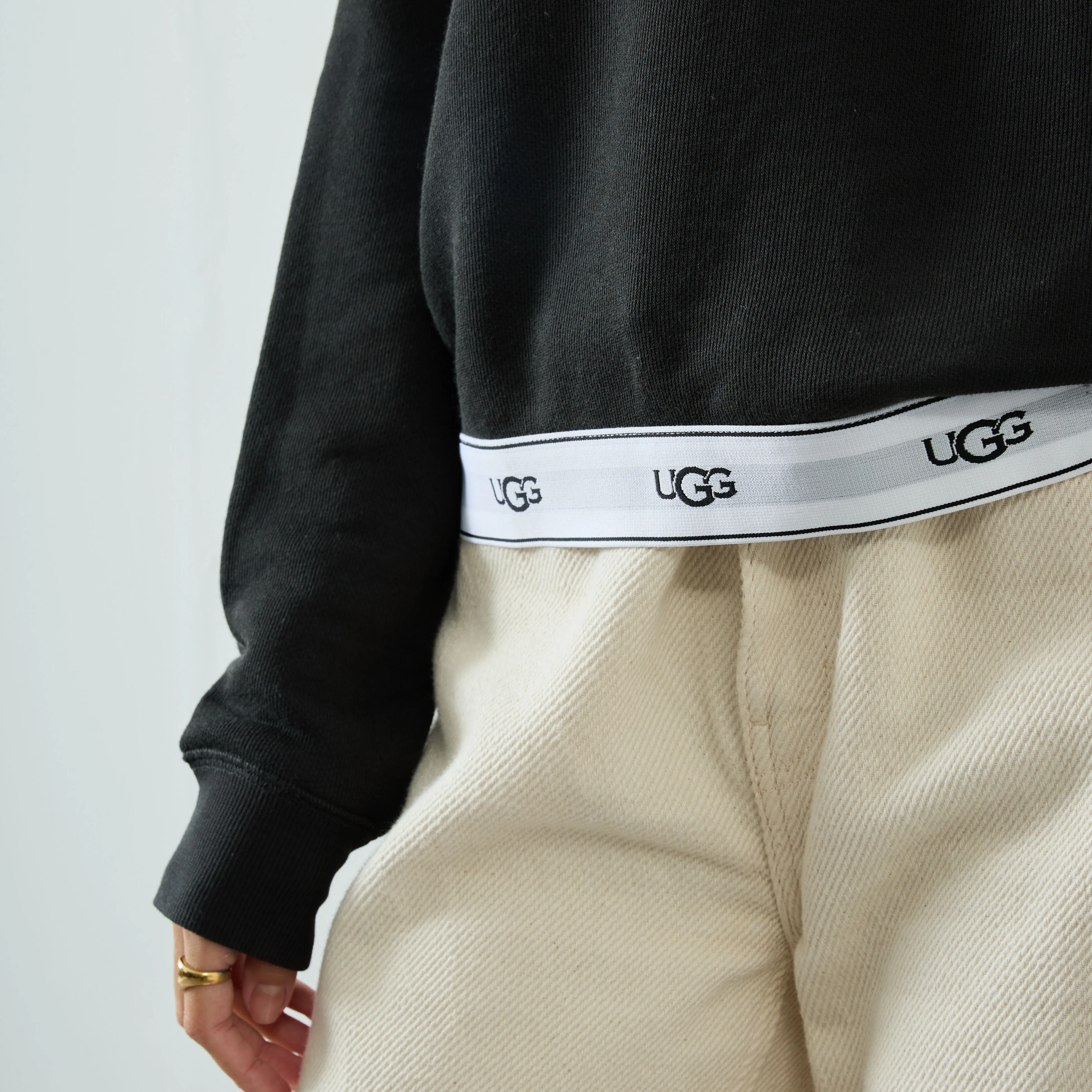 UGG SWEAT NENA LOGO TAPE