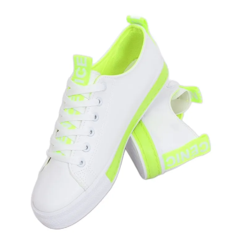 WITTE EN GROENE DAMESSNEAKERS A8823 GROEN GROENTE